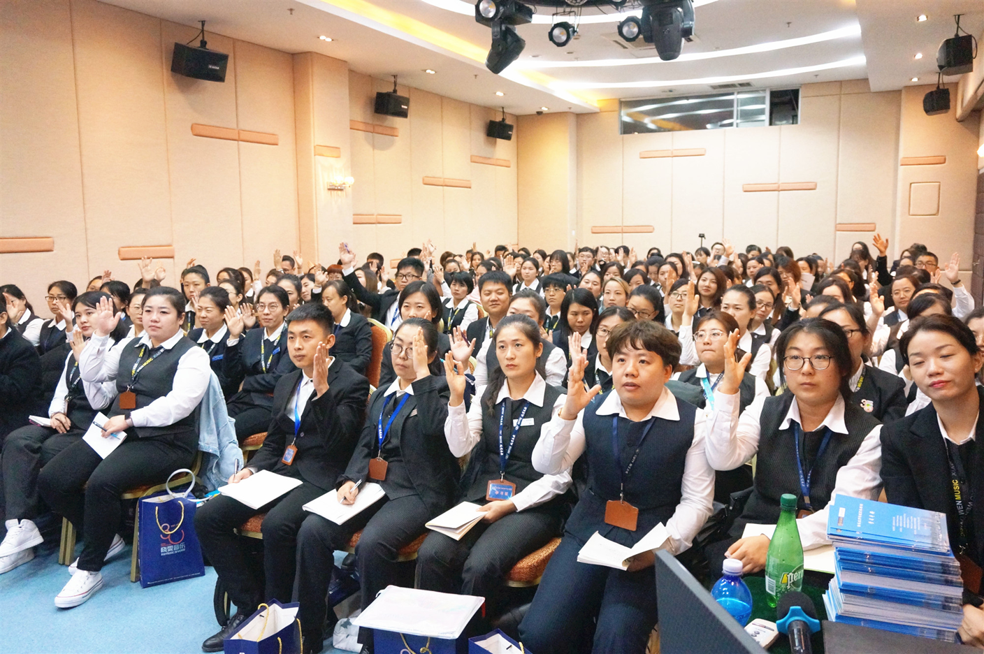 微信图片 20251102140021 12 1